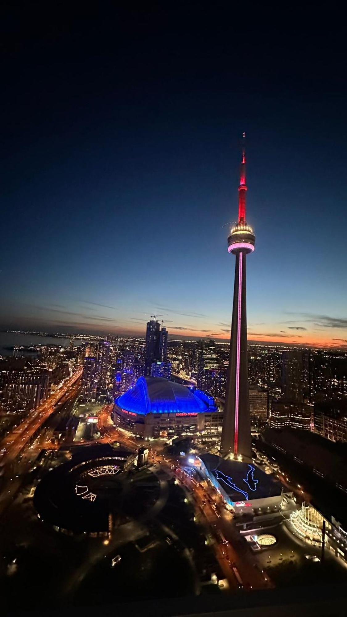 טורונטו Downtown, Luxury Condo, Cn Tower, Rogers Center, Scocia Arena, Unobstructed View מראה חיצוני תמונה