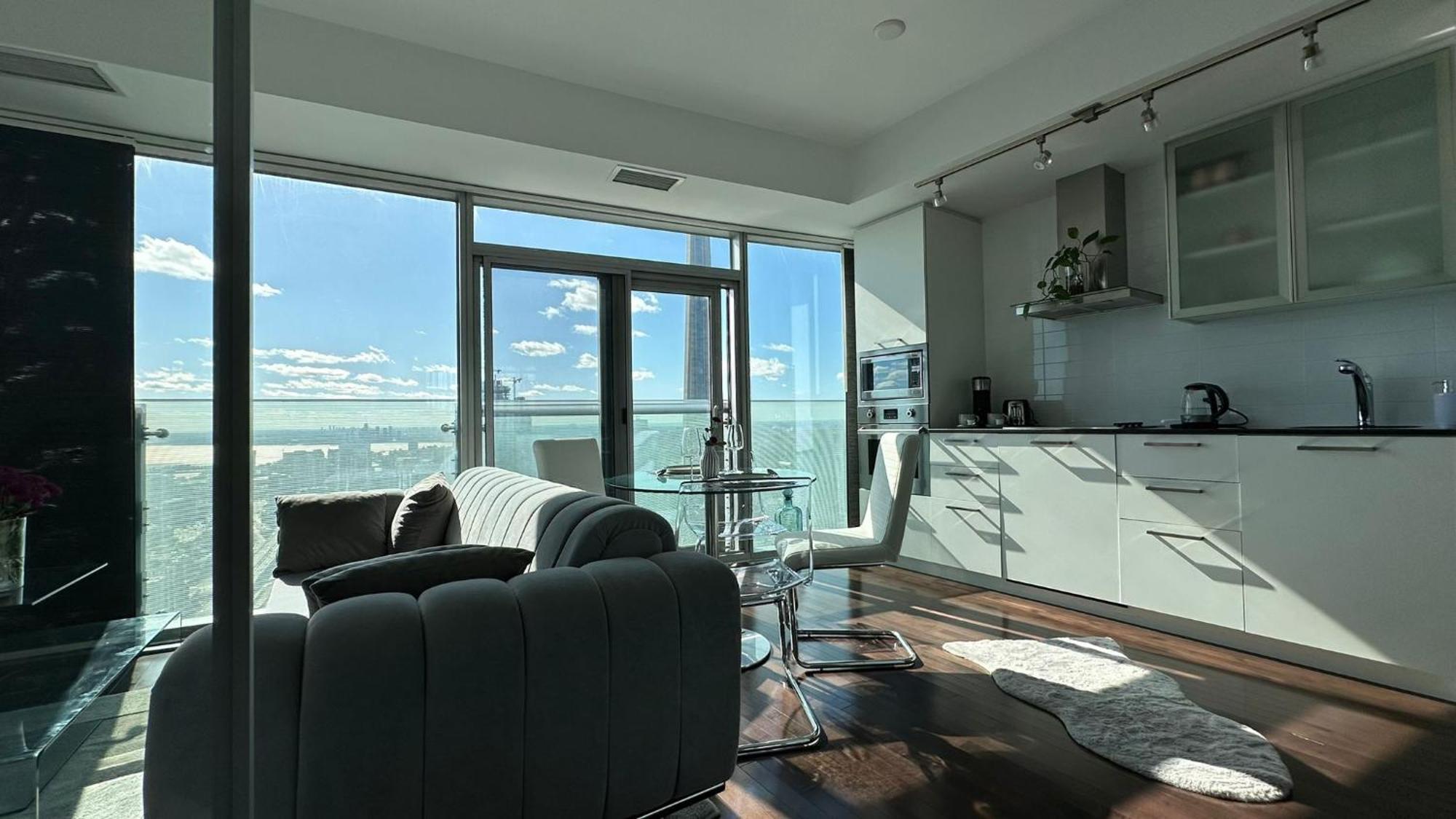 טורונטו Downtown, Luxury Condo, Cn Tower, Rogers Center, Scocia Arena, Unobstructed View מראה חיצוני תמונה