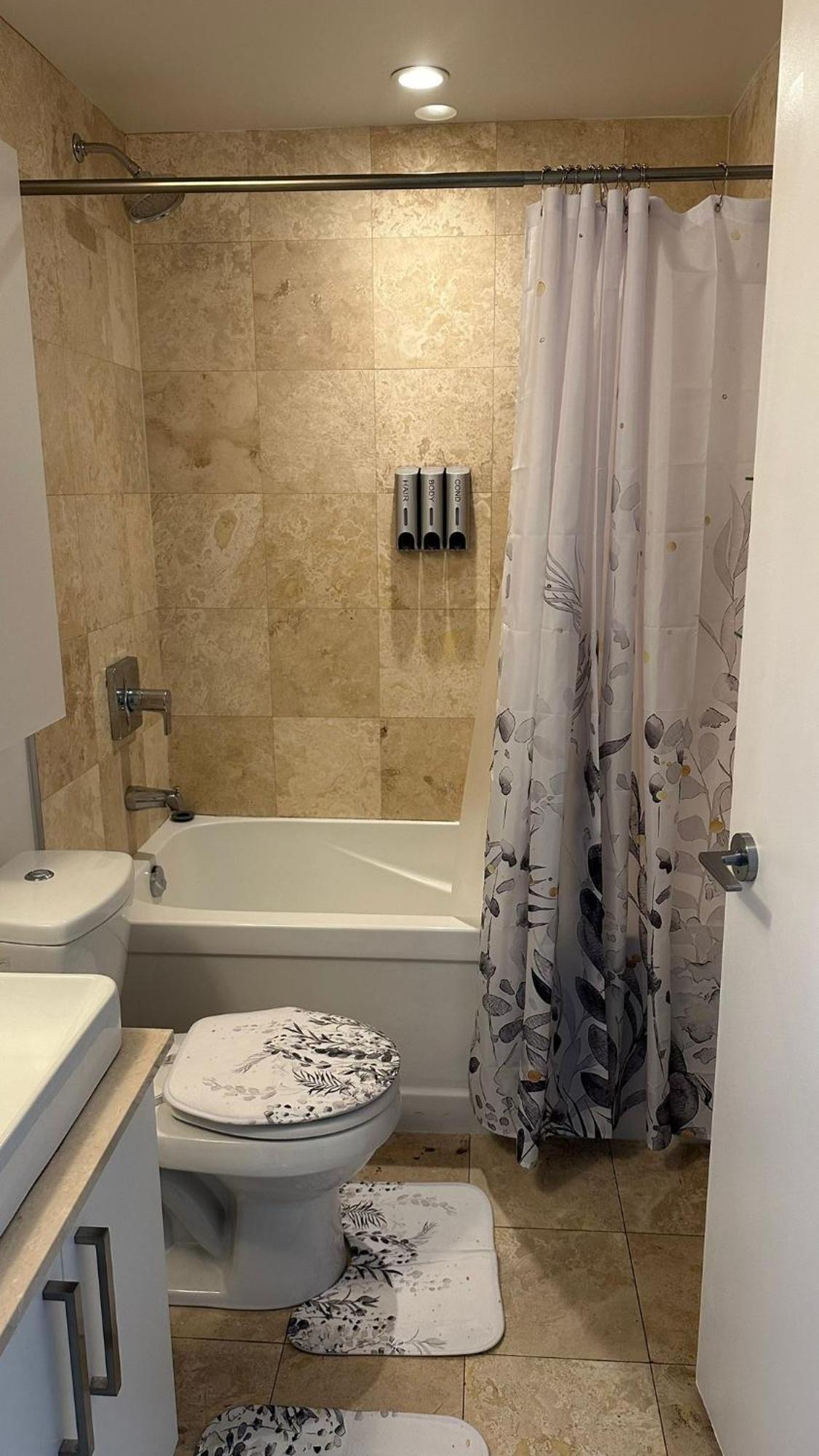 טורונטו Downtown, Luxury Condo, Cn Tower, Rogers Center, Scocia Arena, Unobstructed View מראה חיצוני תמונה